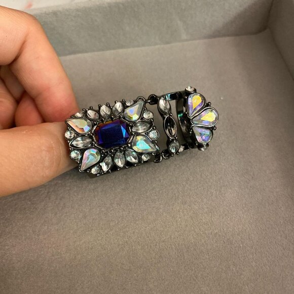 ring - Picture 2 of 4